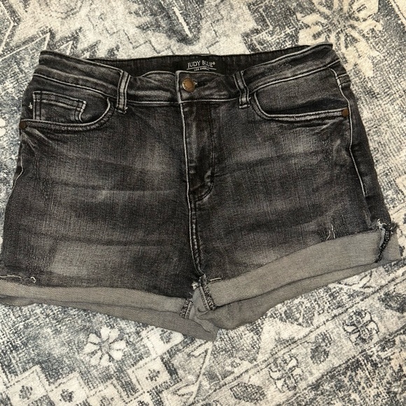Judy Blue Black Distressed Jean Shorts - Picture 1 of 4